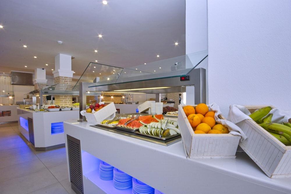 Balansat Resort Port de Sant Miguel Экстерьер фото